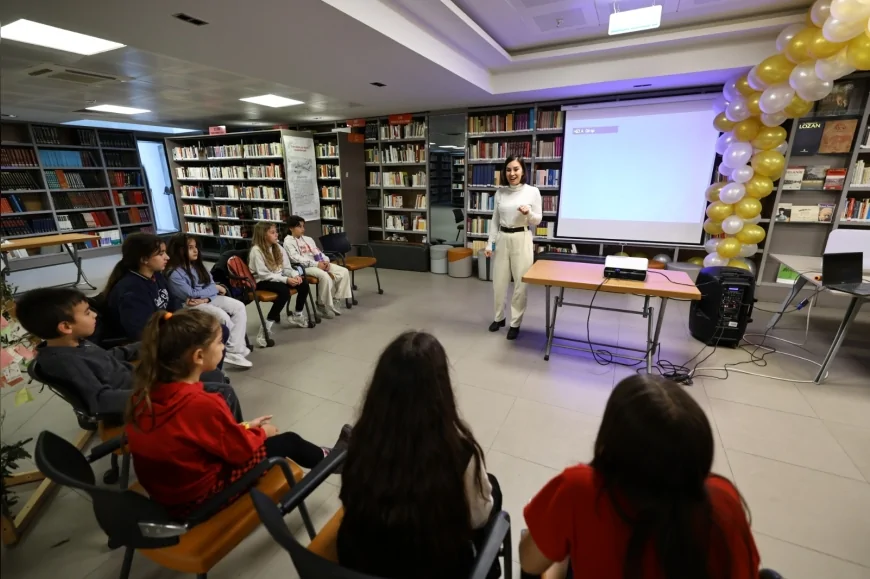 Efes Selçuk'ta Kütüphane Haftası Etkinlikleri Kitap Ve Sanatla Yoğun İlgi Gördü