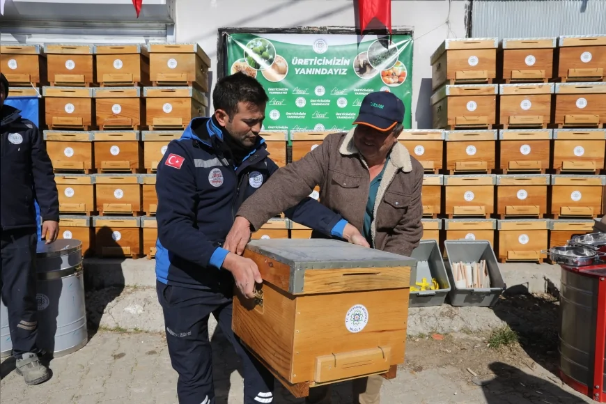 MUĞLA BÜYÜKŞEHİR BELEDİYE BAŞKANI AHMET ARAS: “ÜRETEN KÖYLÜMÜZÜN HER ALANDA YANINDA OLMAYA DEVAM EDECEĞİZ”