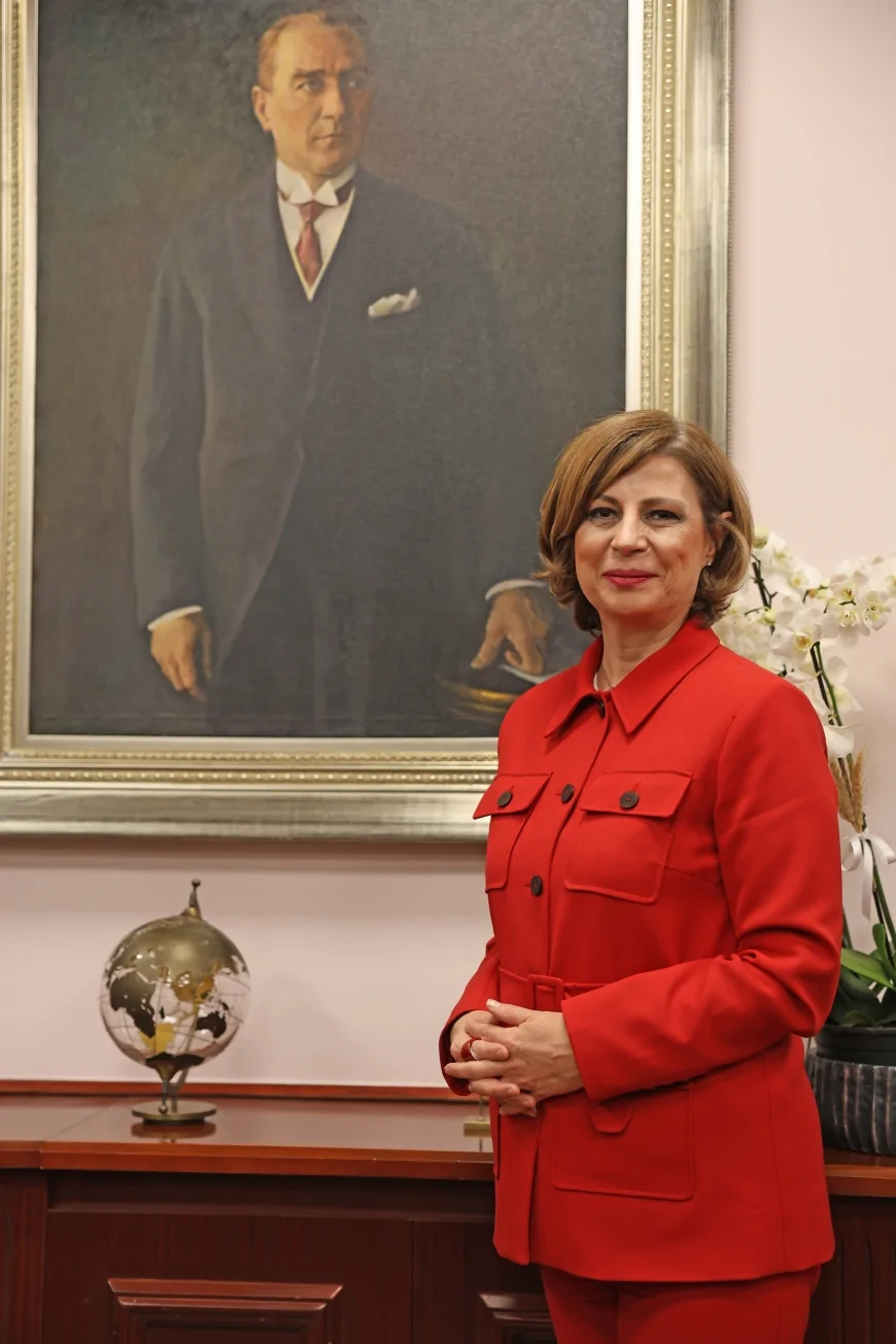 Eskişehir Büyükşehir Belediye Başkanı Ayşe Ünlüce: “Avukatın sesinin kesildiği yerde toplum savunmasız kalır”