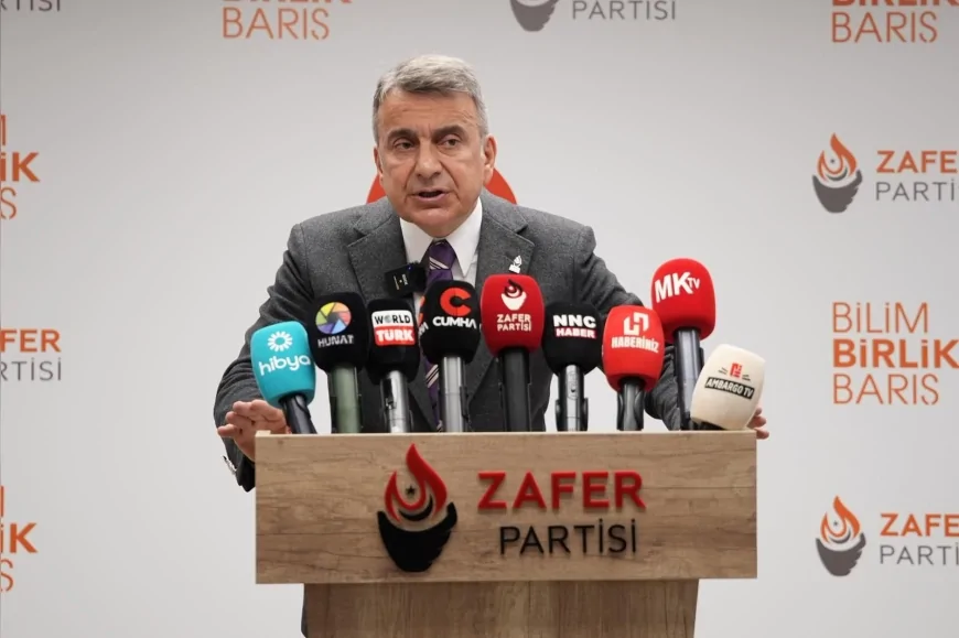 Zafer Partisi Sözcüsü Azmi Karamahmutoğlu: “Siyasi dayanışma Türkiye’nin lehine, iktidarın aleyhine”