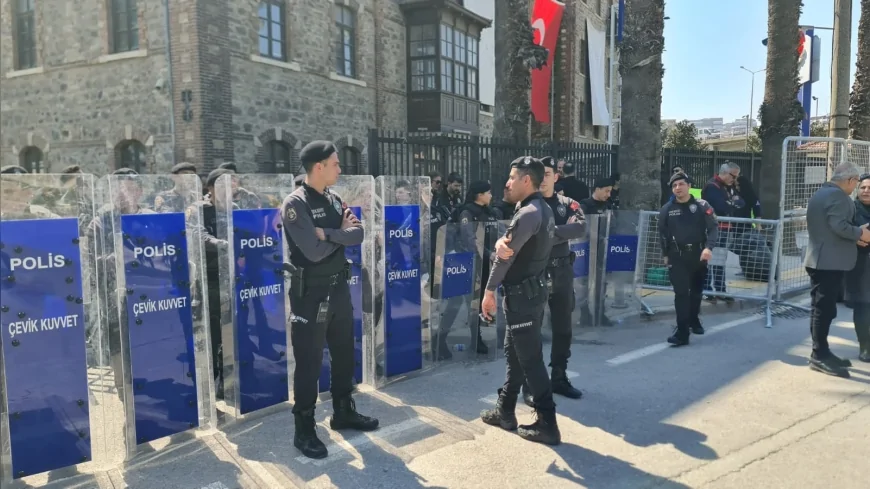 İzmir Büyükşehir Belediye Başkanı Dr. Cemil Tugay: “Dava lehimize sonuçlanacak ve hak yerini bulacak”