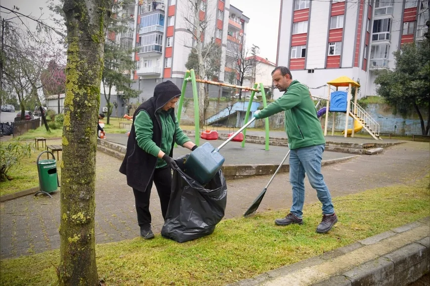 Giresun Belediyesi Park ve Yeşil Alanlarda Bakım ve Temizlik Çalışmalarını Aralıksız Sürdürüyor