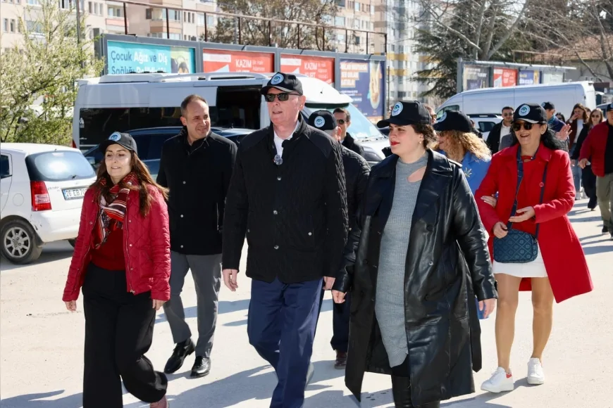 Odunpazarı Belediye Başkanı Kazım Kurt: “İşe Yürüyerek Gitmek Doğayı Koruyan Önemli Bir Adım”