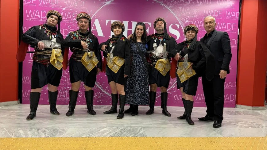 SEFERİHİSAR REBETEOS DANS AKADEMİ ULUSLARARASI ŞAMPİYONADA 11 DERECEYLE ZİRVEYE YÜKSELDİ