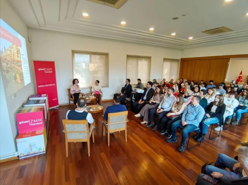 İzmir Büyükşehir Belediyesi Kamusal Mekân Söyleşileri’nde “Kentin Ritmi” sağlıklı yaşam odağıyla ele alındı