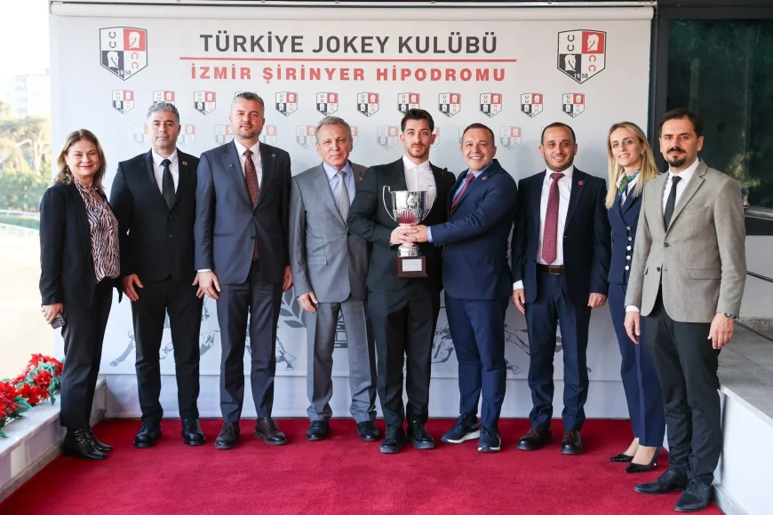 Buca Belediye Başkanı Görkem Duman: “Şirinyer Hipodromu ilçemizin kimliğinin ayrılmaz bir parçası”