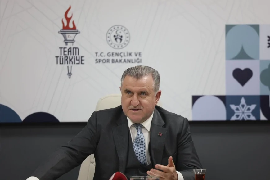 GENÇLİK VE SPOR BAKANI DR. OSMAN AŞKIN BAK: “MIRCEA LUCESCU’NUN VEFATINI DERİN ÜZÜNTÜYLE ÖĞRENDİM”