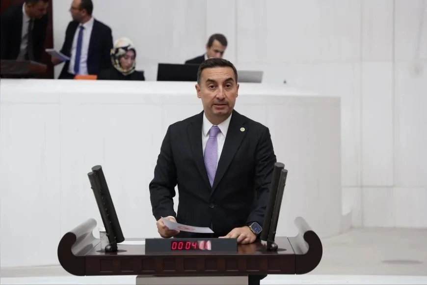 İYİ PARTİ İSTANBUL MİLLETVEKİLİ BURAK AKBURAK: “EKONOMİ KÖTÜ YÖNETİLDİ, SEÇİM VE YENİ YÖNETİM ŞART”