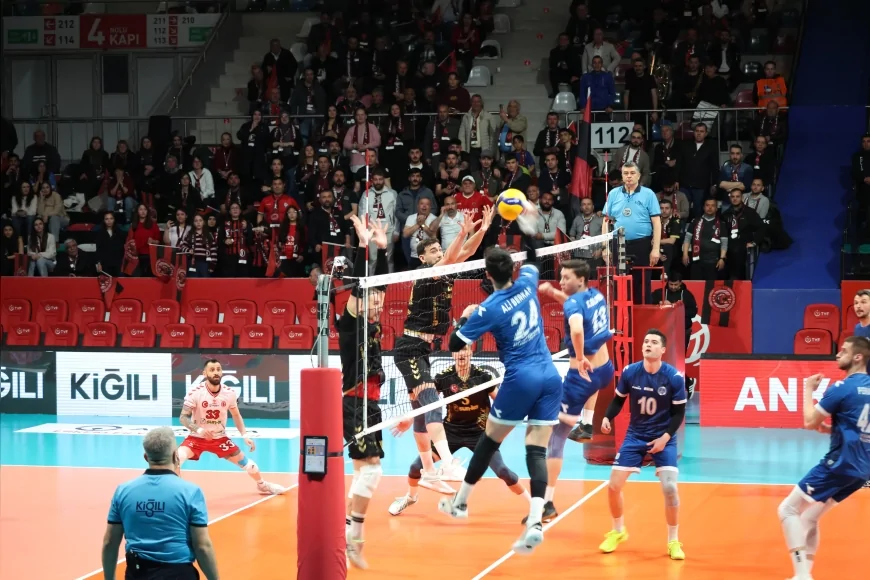 Sungurlu Belediyespor play-off finalini kazanarak Efeler Ligi biletini Çorum’a getirdi