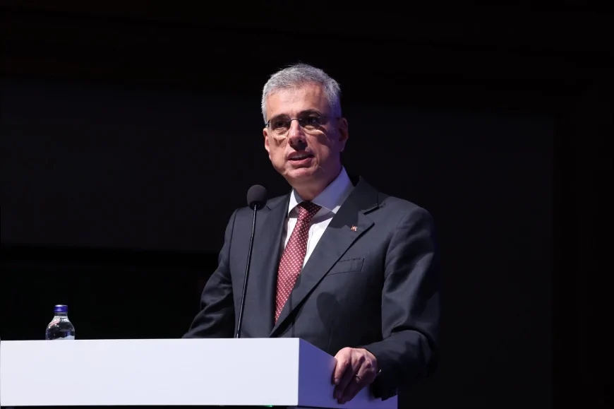 SAĞLIK BAKANI PROF. DR. KEMAL MEMİŞOĞLU: “İRAN’A GÖNDERİLEN YARDIM TIRLARI SINIR KAPISINA ULAŞMAK ÜZERE”