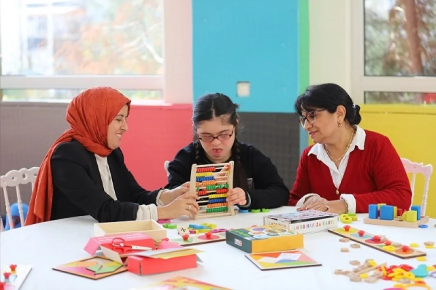 Menderes Belediye Başkanı İlkay Çiçek: “Göreve gelir gelmez kolları sıvadık, ilçemizi hizmetle buluşturduk”