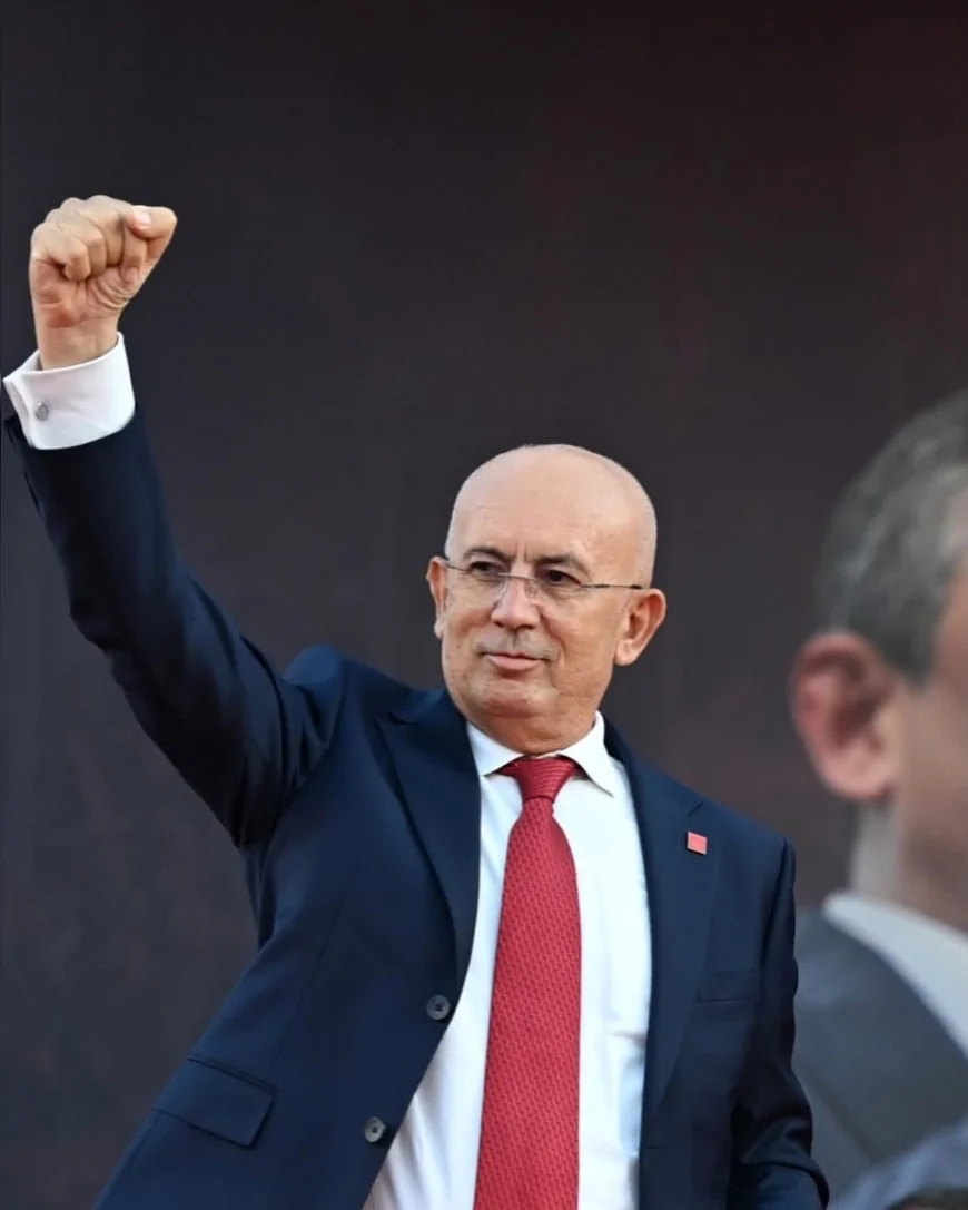 CHP Ankara İl Başkanı Dr. Ümit Erkol kooperatif soruşturması kapsamında gözaltına alındı