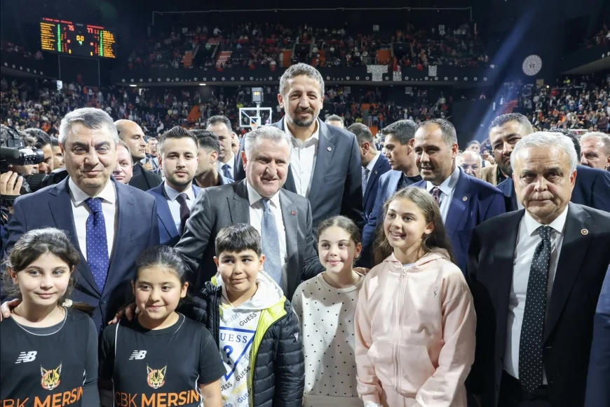 GENÇLİK VE SPOR BAKANI DR. OSMAN AŞKIN BAK: “ÇİMSA ÇBK MERSİN AVRUPA’DA ÜLKEMİZİ GURURLANDIRDI”