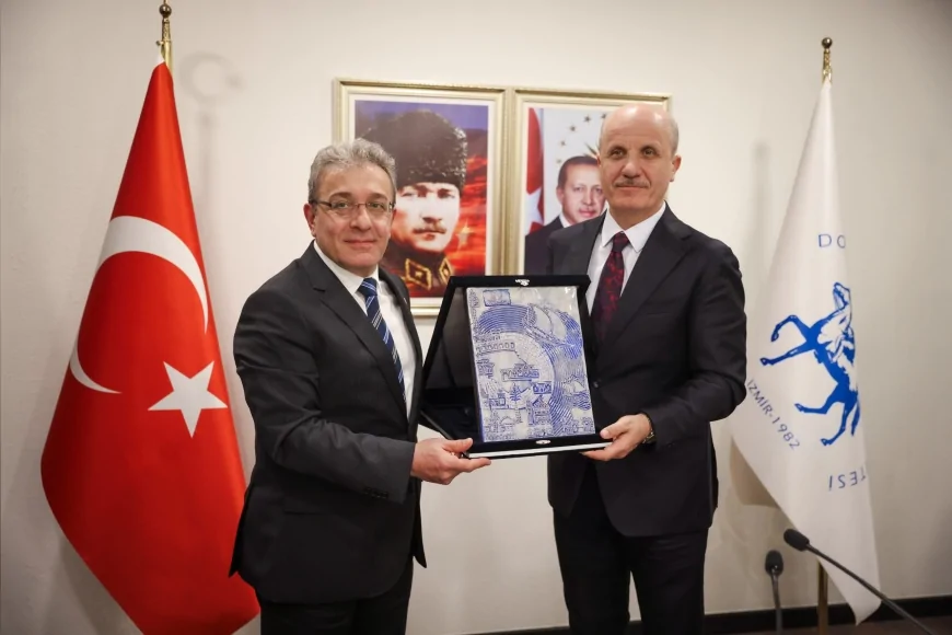 YÖK Başkanı Prof. Dr. Erol Özvar İzmir’de Ege Bölgesi Rektörleriyle Bir Araya Geldi Üniversite-Sanayi İş Birliği Masaya Yatırıldı