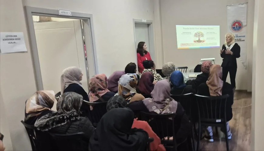 Maltepe Belediyesi Kadınlara Yönelik Menopoz Farkındalık Semineri Düzenledi