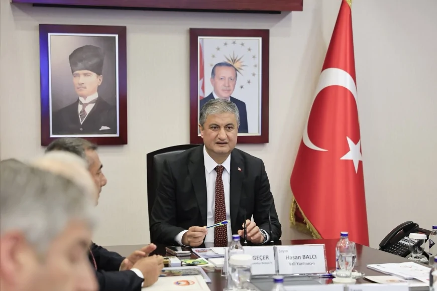 ADANA VALİSİ MUSTAFA YAVUZ: “ACISIYLA TATLISIYLA 10. YIL, ON’CA LEZZET İLE DÜNYA VİTRİNİNE ÇIKIYORUZ”