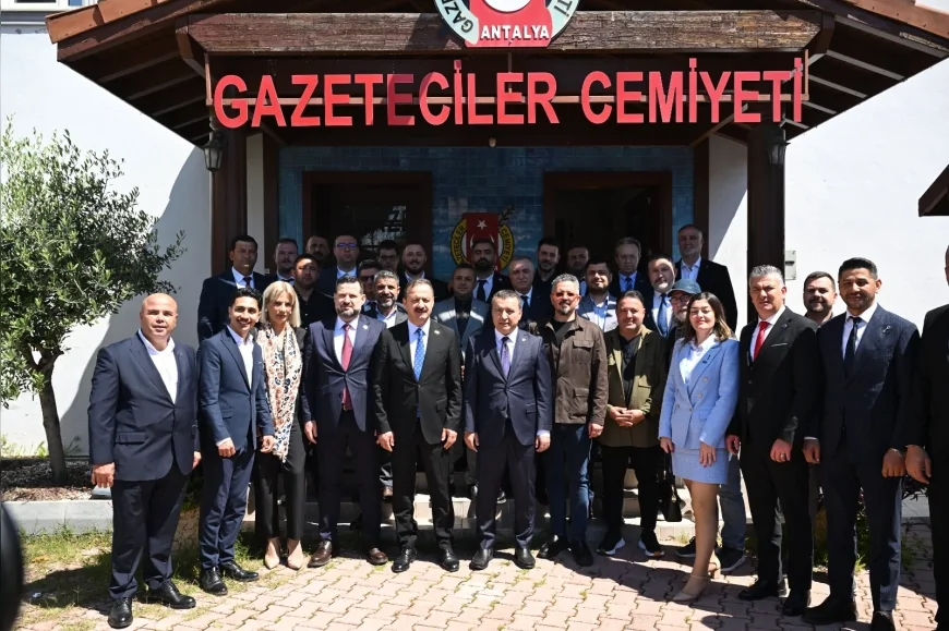 Anahtar Parti Genel Başkanı Yavuz Ağıralioğlu: “24 yıldır aynı sorunları konuşmak Türk milleti için ayıptır”