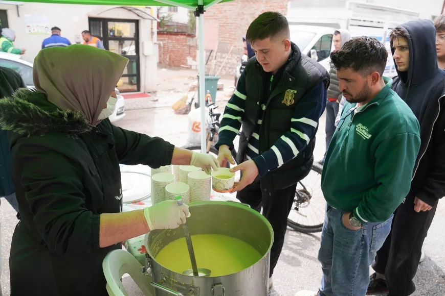 Tepebaşı Belediyesi’nden Polis Haftası’nda şehitler anısına camilerde çorba ikramı