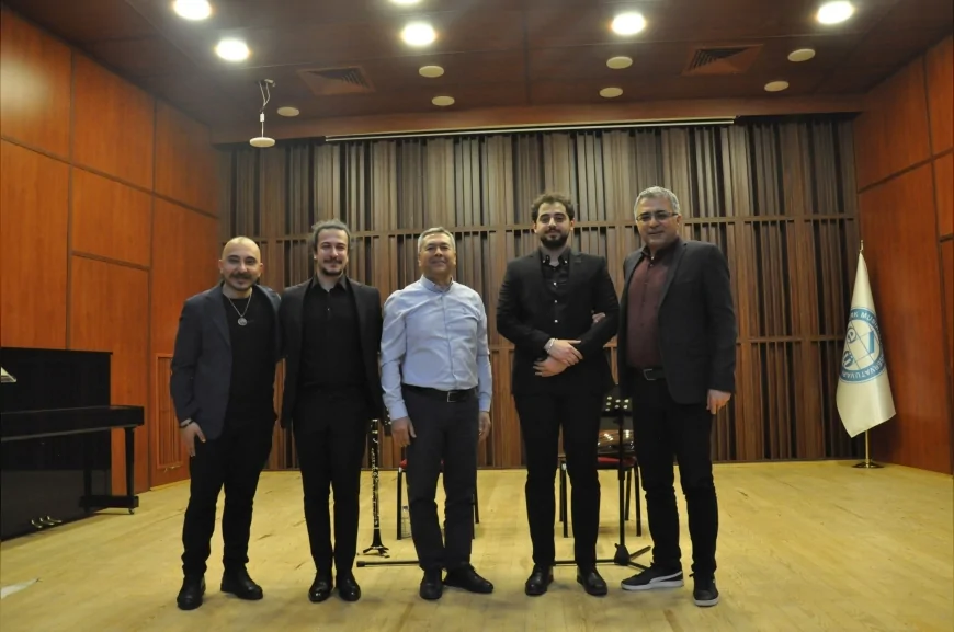 Ege Üniversitesi Konservatuvarında Haydar Tatlıyay eserleri klarnet ve ud ile icra edildi