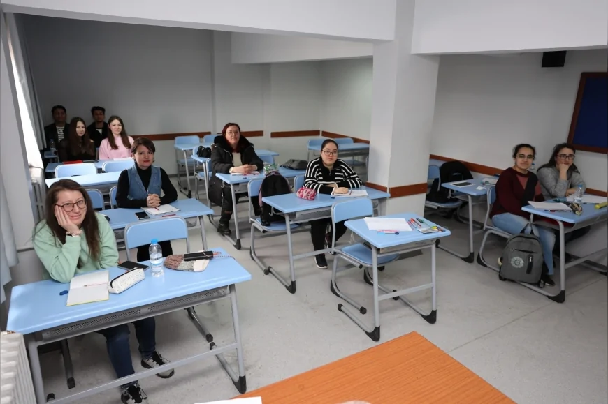 Eskişehir Büyükşehir Belediyesi ESMEK kurslarına yoğun ilgi yaşam boyu öğrenme yaygınlaşıyor