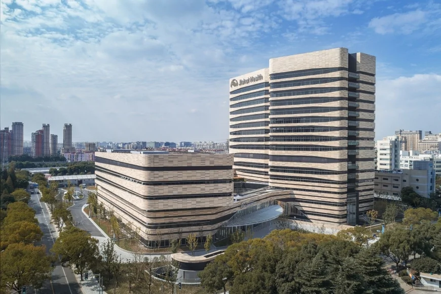 Çin’de katı tümörlere yönelik ilk CAR-T tedavisi 2026’da kullanıma sunuluyor