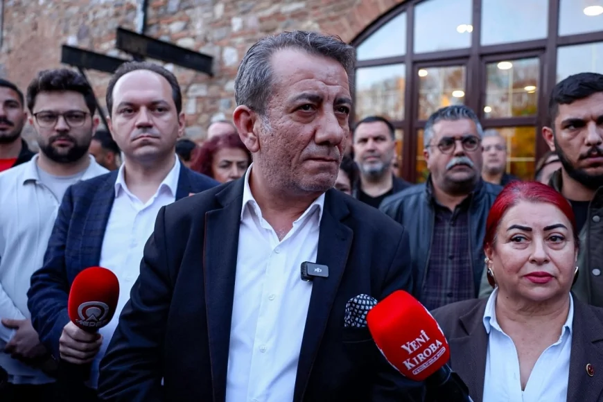 EFELER BELEDİYE BAŞKANI ANIL YETİŞKİN: “İLÇENİN TEK KÜLTÜR MERKEZİNE EL KONULMASI HİZMETİ ENGELLİYOR”