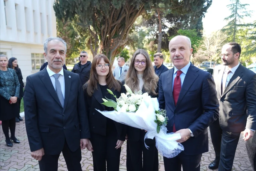 YÖK Başkanı Prof. Dr. Erol Özvar Ege Üniversitesini Ziyaret Etti Üniversitenin Gelecek Vizyonu Değerlendirildi