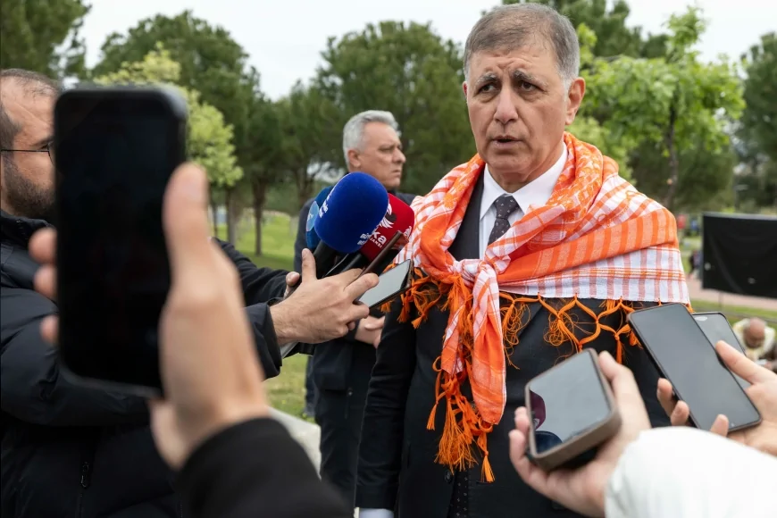 İzmir Büyükşehir Belediye Başkanı Dr. Cemil Tugay: “Karşıyaka Stadı için adım adım ilerliyoruz”