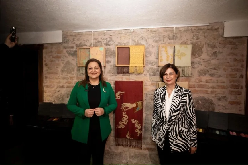 AFYONKARAHİSAR BELEDİYE BAŞKANI BURCU KÖKSAL “EFSANELERLE İPEK SERGİSİ KADIN EMEĞİNİ VE KÜLTÜRÜ YAŞATIYOR”