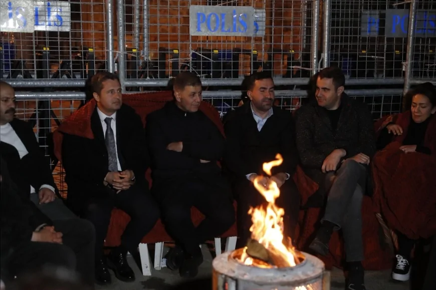 İzmir Büyükşehir Belediye Başkanı Dr. Cemil Tugay: “Sonuç alana kadar vazgeçmeyeceğiz”