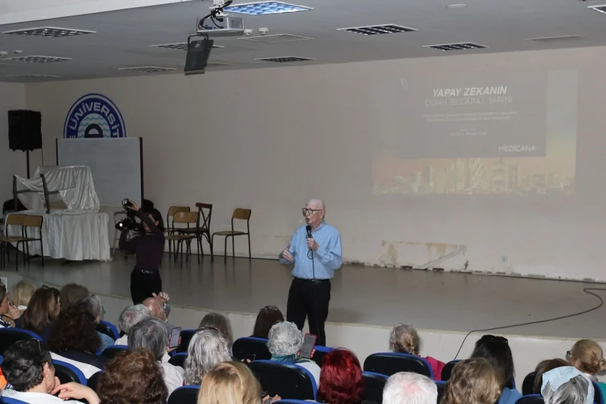 EGE ÜNİVERSİTESİ 3. YAŞ ÜNİVERSİTESİNDE YAPAY ZEKÂ VE İNSAN İLİŞKİSİ ELE ALINDI