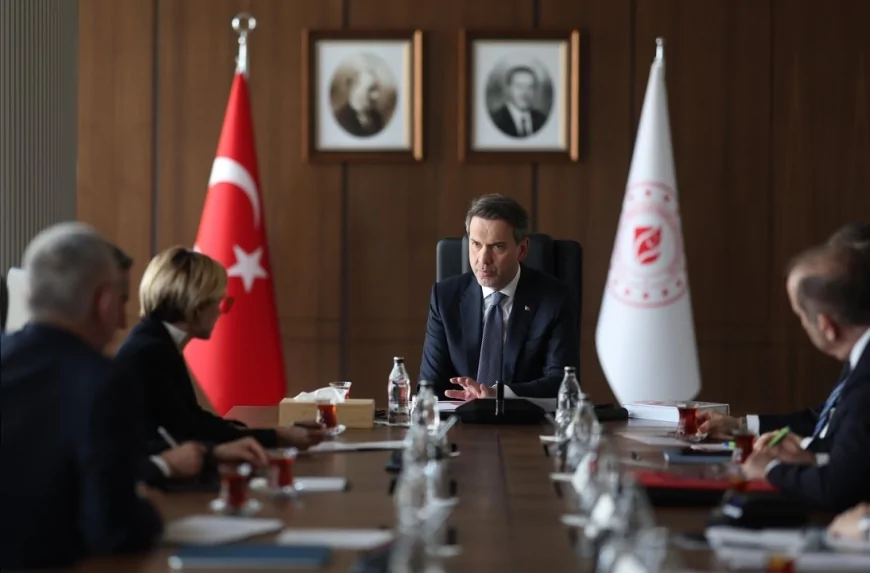 Enerji ve Tabii Kaynaklar Bakanı Alparslan Bayraktar: “TPAO’yu küresel enerji oyuncusu yapma hedefimizi güçlendiriyoruz”