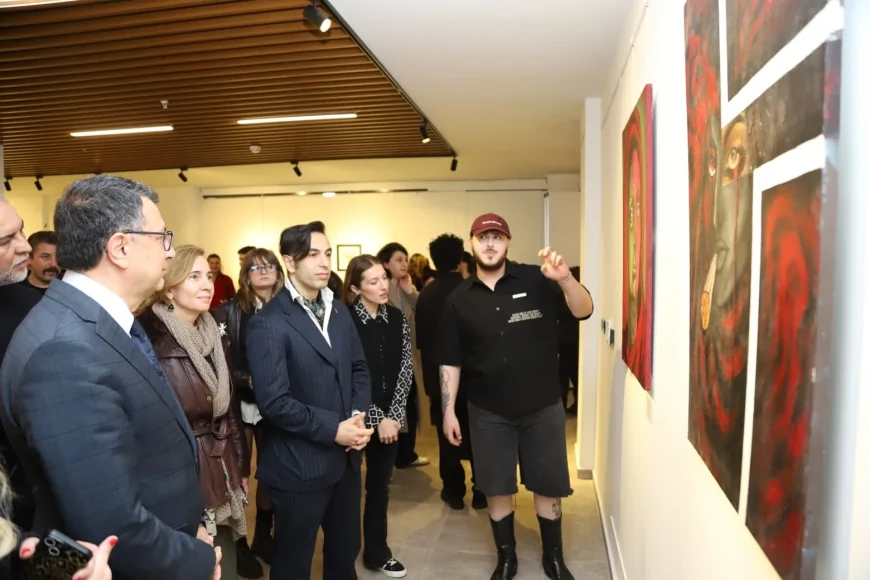 Eskişehir’de “Spatium” Sergisi Sanat Sokağı’nda Açıldı Genç Sanatçılar Disiplinler Arası Üretimlerini Sergiledi