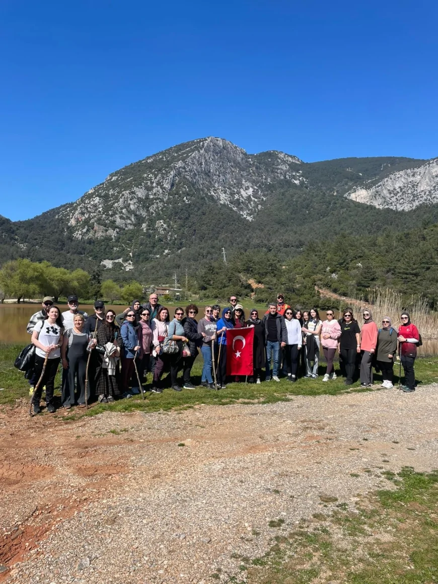 Manisa Şehzadeler’de doğa yürüyüşü etkinliği doğaseverleri buluşturdu