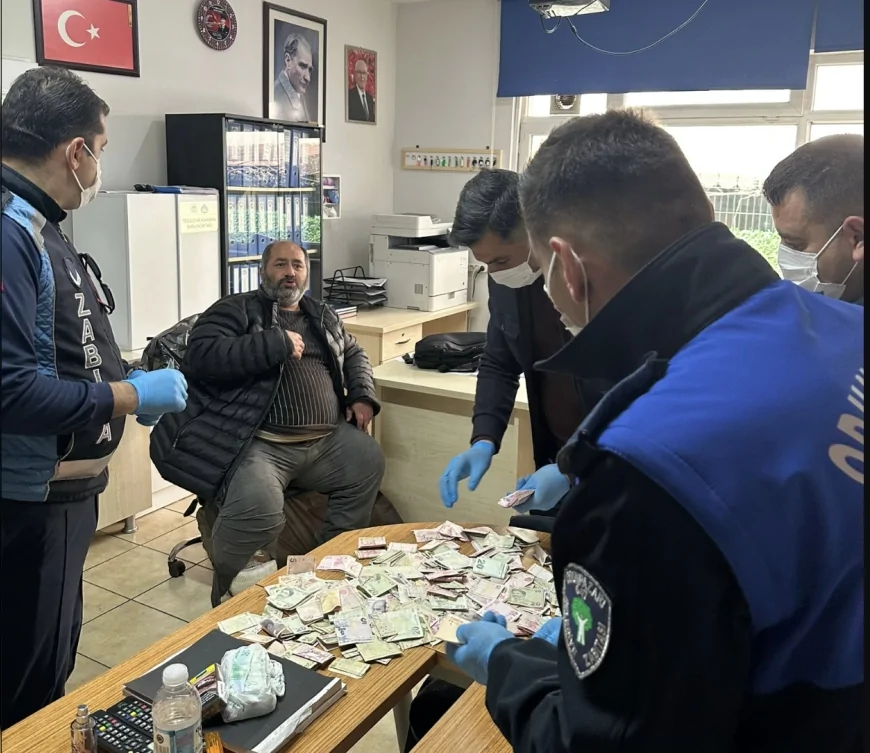 Eskişehir Odunpazarı'nda Zabıta Denetiminde Yakalanan Dilencinin Üzerinden 30 Bin TL Çıktı