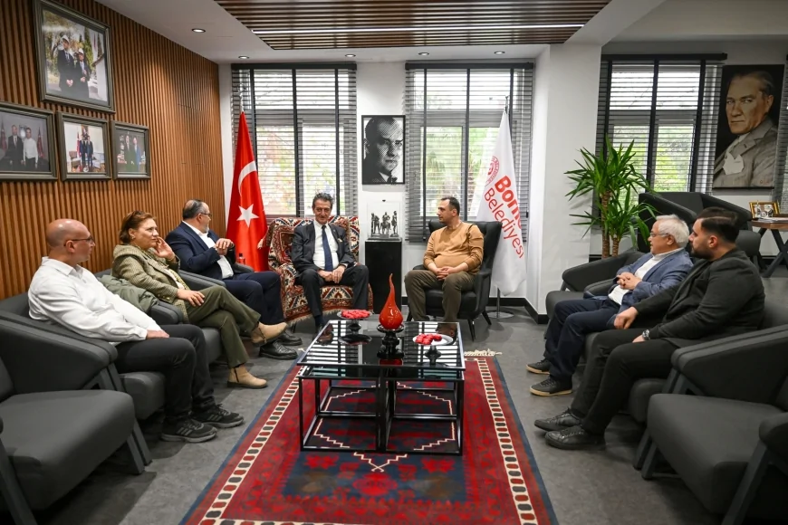 ATATÜRKÇÜ DÜŞÜNCE DERNEĞİ GENEL BAŞKANI MUSTAFA HÜSNÜ BOZKURT: “CUMHURİYET DEĞERLERİ ORTAK PAYDAMIZDIR”