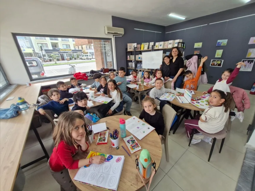 AYVALIK BELEDİYESİ: “RESİM VE KARA KALEM ATÖLYELERİ ÇOCUKLARIN YARATICILIĞINI GELİŞTİRİYOR”