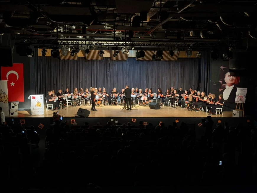 Yalova Belediyesi öncülüğünde sokak hayvanları için farkındalık etkinliği yoğun katılımla gerçekleşti