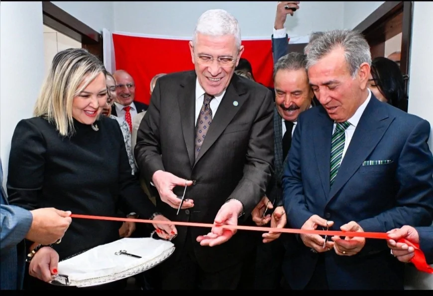 İYİ Parti Genel Başkanı Müsavat Dervişoğlu AVAZ Araştırma ve Strateji Merkezi açılışını gerçekleştirdi