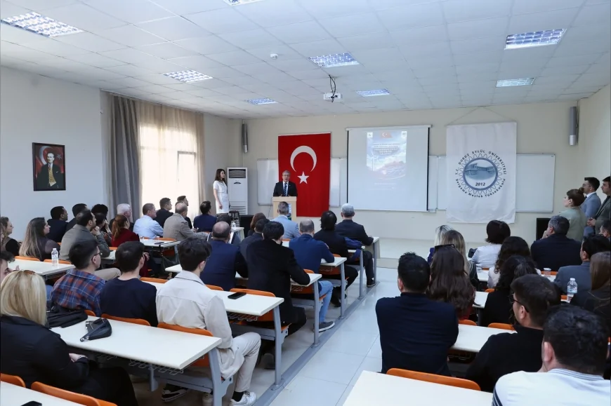 Dokuz Eylül Üniversitesi Rektörü Prof. Dr. Bayram Yılmaz: “Meslek yüksekokulları artık aranan nitelikli insan kaynağı yetiştiriyor”