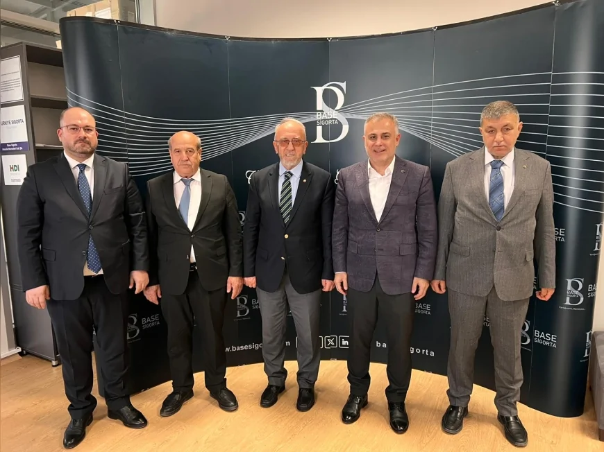 Elazığ Ticaret Borsası Başkanı Mehmet Ali Dumandağ’dan Adalet Bakan Yardımcısı Abdullah Aydoğdu’ya hayırlı olsun ziyareti