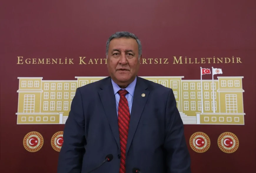 CHP Niğde Milletvekili Ömer Fethi Gürer: “Asgari ücret açlık sınırının altında, çalışma yaşamı modern köleliğe dönüştürüldü”