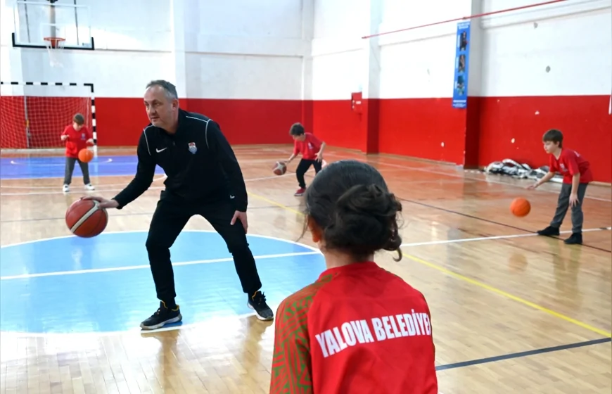 Yalova Belediyespor Basketbol Okulu’nda yeni dönem antrenmanları başladı