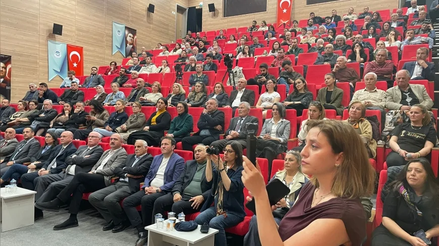 ODUNPAZARI BELEDİYESİ’NDE TARIK BALYALI VE MAHİR POLAT KENT HAKKI VE ŞEFFAFLIĞI KONUŞTU