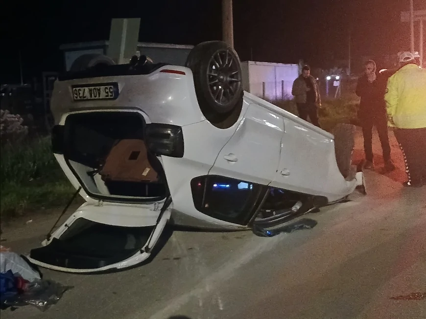 Çorum’da kontrolden çıkan otomobil devrildi karşı şeride geçen araçta 3 kişi yaralandı