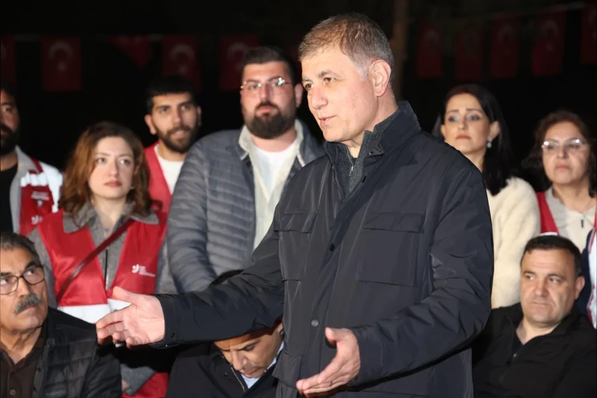 İzmir Büyükşehir Belediye Başkanı Dr. Cemil Tugay: “Meslek Fabrikası için başlattığımız nöbet sonuç alana kadar sürecek”