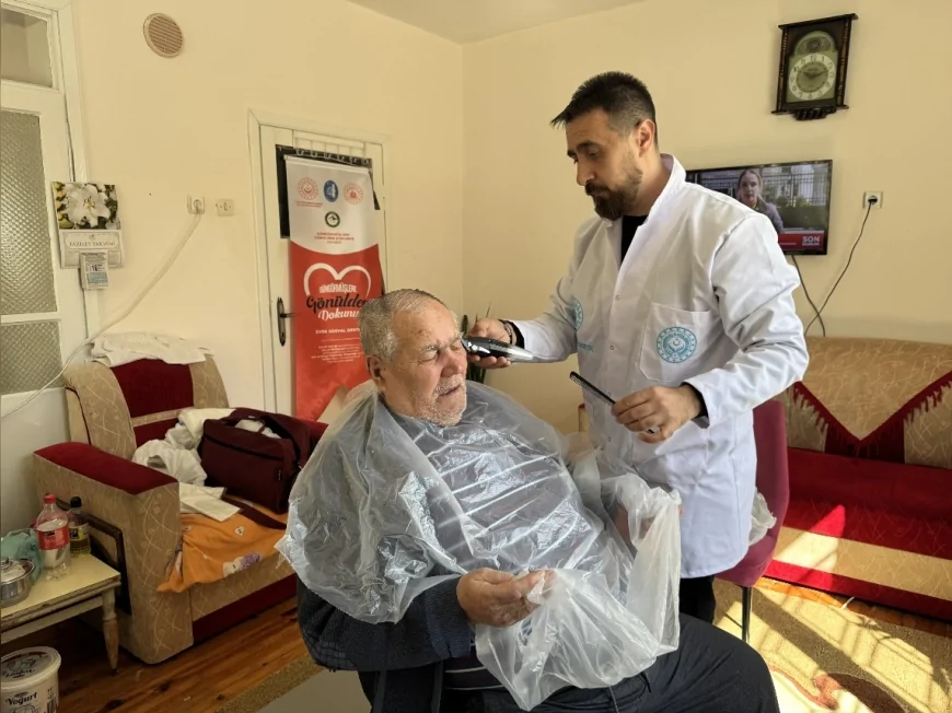 Çorum Belediyesi Yaşlı ve Dezavantajlı Bireyler İçin “Güngörmüşlere Gönülden Dokunuş” Projesini Başlattı