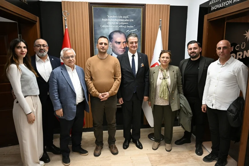 ADD Genel Başkanı Mustafa Hüsnü Bozkurt: “Cumhuriyet değerleri ortak paydamızdır”