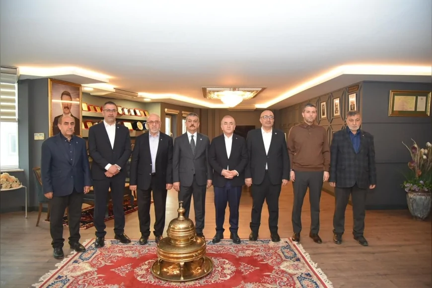 Elazığ Valisi Numan Hatipoğlu ve Milletvekilleri Ticaret Borsası’nda Tarım ve Kalkınma Projelerini Değerlendirdi