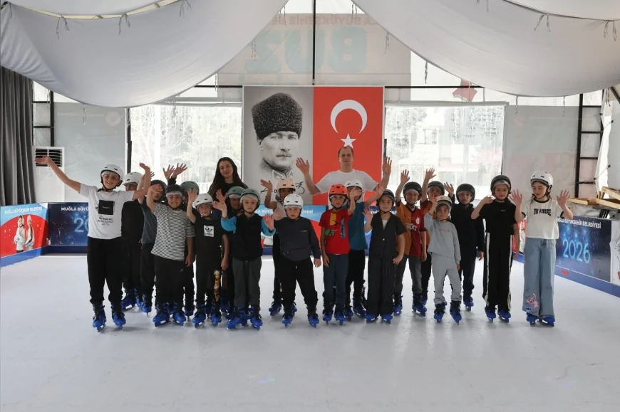 MUĞLA BÜYÜKŞEHİR BELEDİYESİ 23 NİSAN COŞKUSUNU 10 GÜNLÜK ŞENLİK PROGRAMIYLA TÜM İLÇELERE YAYIYOR